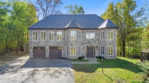 217 Old Cambridge Rd, Greenwich, NY 12834