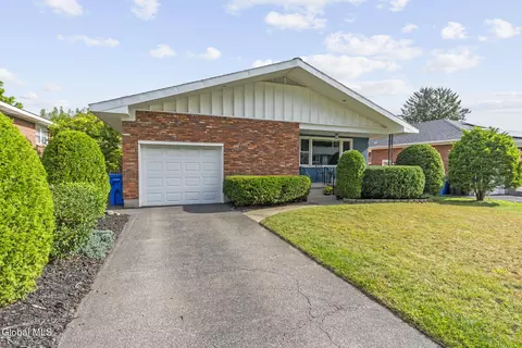 81 Hawthorne Ave, Albany, NY 12203