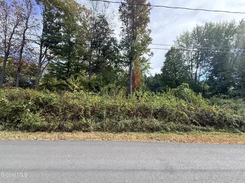 L27 Dusenberry Lane, Troy, NY 12180