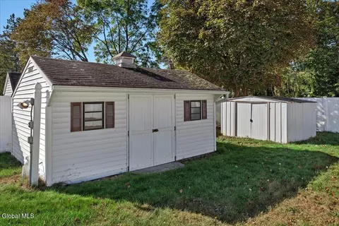Exterior - 356 E Campbell Rd, Schenectady, NY 12303 photo 10 of 10