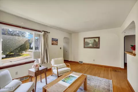 Living - 356 E Campbell Rd, Schenectady, NY 12303 photo 1 of 4