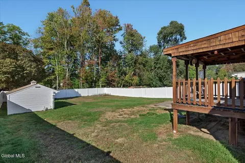 Exterior - 356 E Campbell Rd, Schenectady, NY 12303 photo 7 of 10