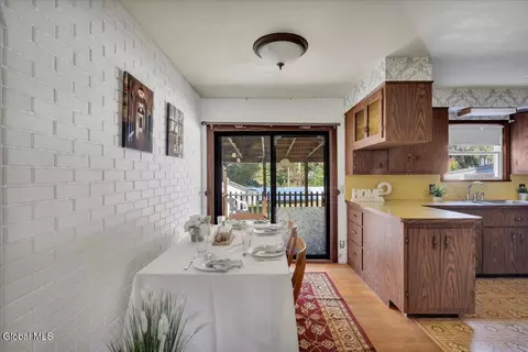 Dining - 356 E Campbell Rd, Schenectady, NY 12303 photo 1 of 2