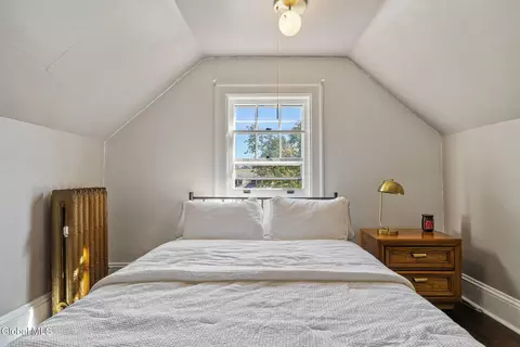 Bedroom - 1055 Ardsley Rd, Schenectady, NY 12308 photo 16 of 16