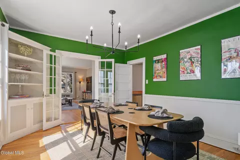 Dining - 1055 Ardsley Rd, Schenectady, NY 12308 photo 1 of 5
