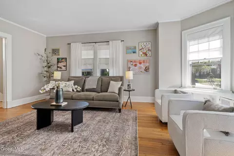 Living - 1055 Ardsley Rd, Schenectady, NY 12308 photo 3 of 11