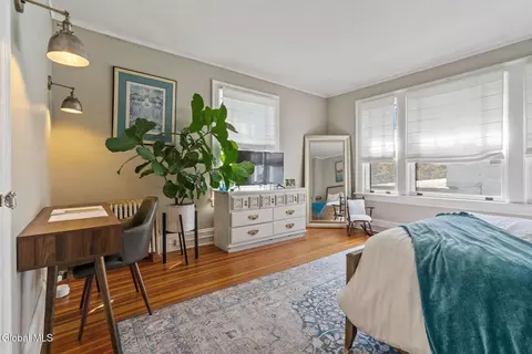 Bedroom - 1055 Ardsley Rd, Schenectady, NY 12308 photo 1 of 16