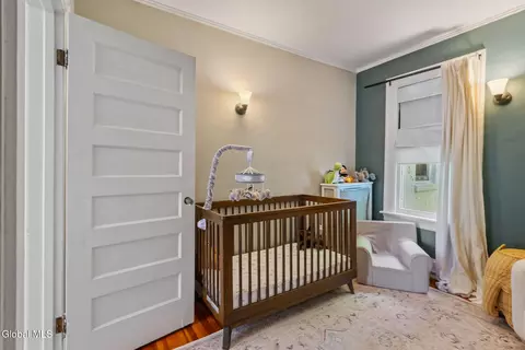Bedroom - 1055 Ardsley Rd, Schenectady, NY 12308 photo 7 of 16
