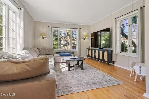 Living - 1055 Ardsley Rd, Schenectady, NY 12308 photo 8 of 11