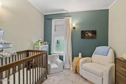 Bedroom - 1055 Ardsley Rd, Schenectady, NY 12308 photo 6 of 16