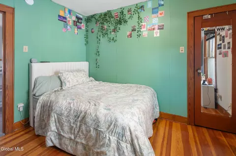 Bedroom - 435 Anthony St, Schenectady, NY 12308 photo 2 of 7