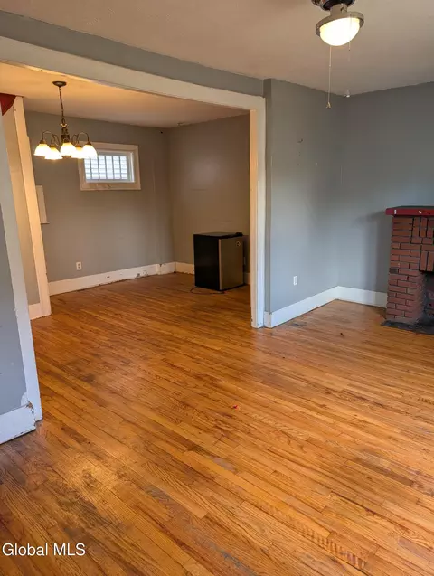 Living - 413 Summit Ave, Schenectady, NY 12307 photo 1 of 2