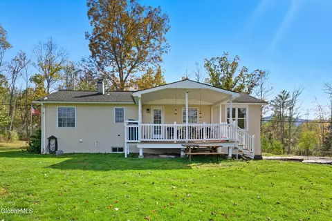 Exterior - 812 Mackey Rd, East Durham, NY 12423 photo 6 of 9