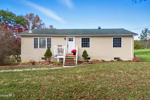 812 Mackey Rd, East Durham, NY 12423