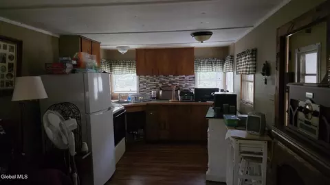 Entry Way - 76 Stone Rd, Hadley, NY 12835 photo 2 of 2