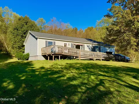 104 Old State 22, Middle Granville, NY 12849