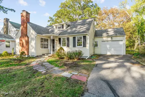 1509 Wyoming Ave, Niskayuna, NY 12309