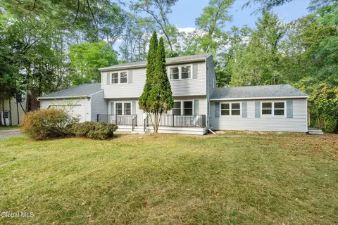 130 E Poplar Dr, Delmar, NY 12054