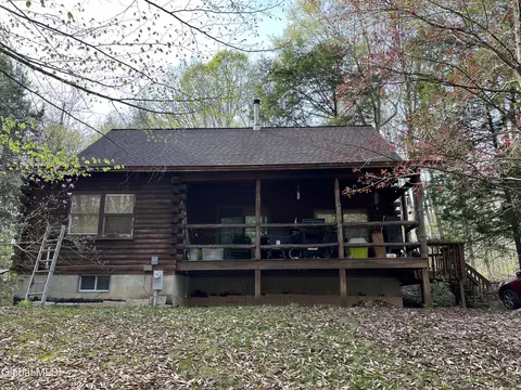 506 Locust Grove Rd, Greenfield Center, NY 12833