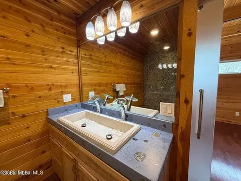 Bath - 2158 Coach Rd, Argyle, NY 12809 photo 3 of 4