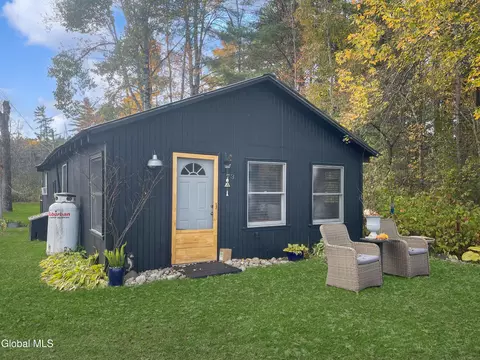 73 Carl Turner Rd, Chestertown, NY 12817
