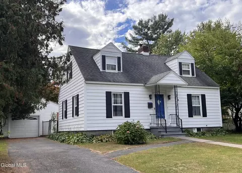 9 Douglas Ave, Glens Falls, NY 12801