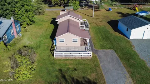 109 Bertrand Rd, Gloversville, NY 12078