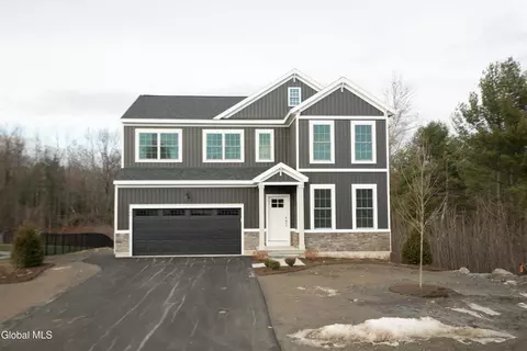 103 Dunning St, Malta, NY 12020