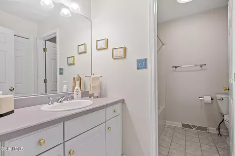 2500 E Nott St, Schenectady, NY 12309 photo 42