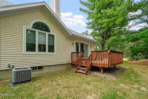 2500 E Nott St, Schenectady, NY 12309 photo 54