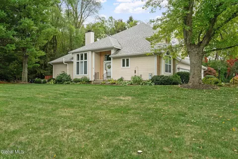 2500 E Nott St, Schenectady, NY 12309 photo 4