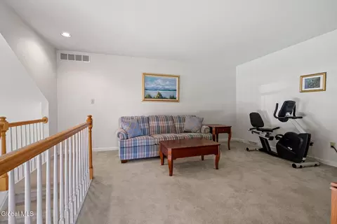 2500 E Nott St, Schenectady, NY 12309 photo 39