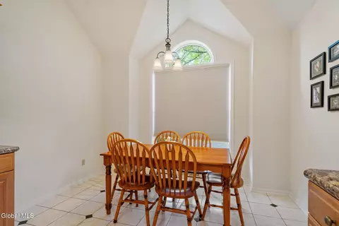 2500 E Nott St, Schenectady, NY 12309 photo 19