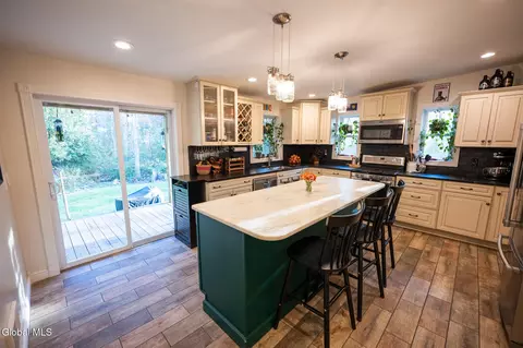 Kitchen - 261 Old Post Rd, Ballston Spa, NY 12020 photo 2 of 4