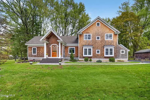 15 Font Grove Rd # A, Slingerlands, NY 12159
