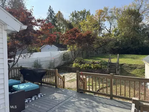 Exterior - 426 Anthony St, Schenectady, NY 12308 photo 16 of 18