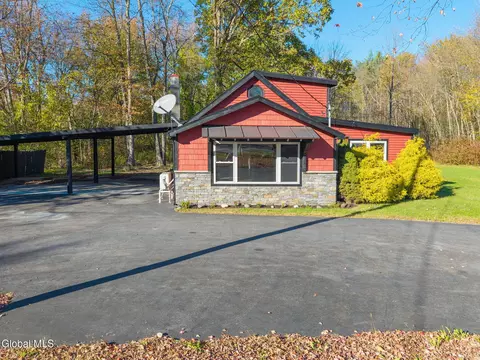 487 Malta Ave, Ballston Spa, NY 12020