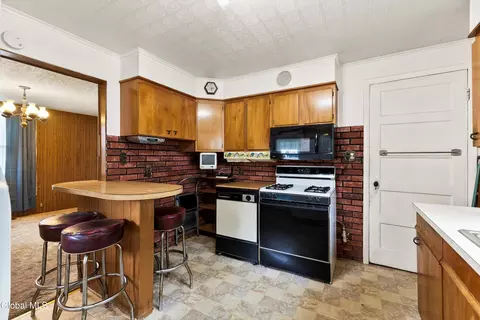 337 Perry St, Schenectady, NY 12306 photo 6