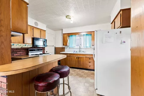 337 Perry St, Schenectady, NY 12306 photo 5