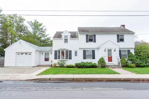 230 Alexander Ave, Glenville, NY 12302