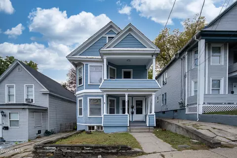 147 Linden St, Schenectady, NY 12304