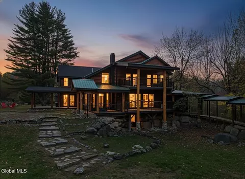 102 Combs Rd, Thurman, NY 12885