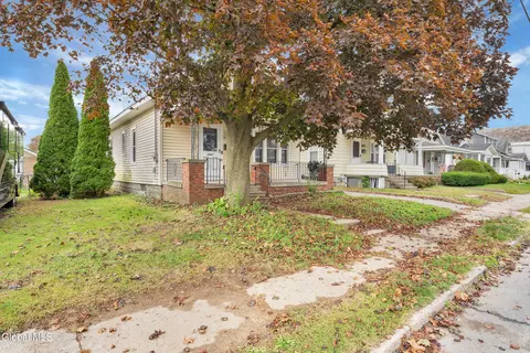 1327 Dewitt St, Schenectady, NY 12303 photo 3