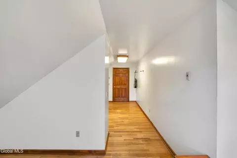 1327 Dewitt St, Schenectady, NY 12303 photo 28