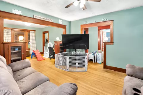 1327 Dewitt St, Schenectady, NY 12303 photo 10