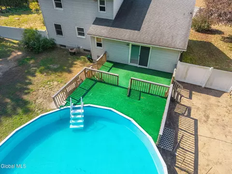 217 Shereen Ct, Schenectady, NY 12304 photo 40