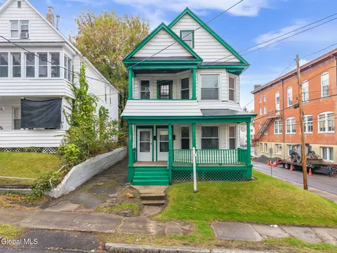 602 Lansing St, Schenectady, NY 12303