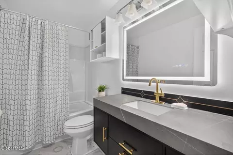 Bath - 1880 Broad St, Schenectady, NY 12306 photo 1 of 2
