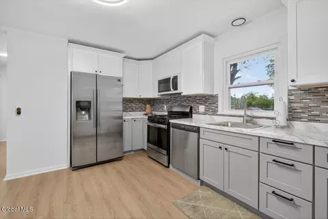Kitchen - 1880 Broad St, Schenectady, NY 12306 photo 3 of 5