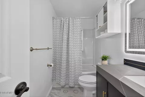 Bath - 1880 Broad St, Schenectady, NY 12306 photo 2 of 2